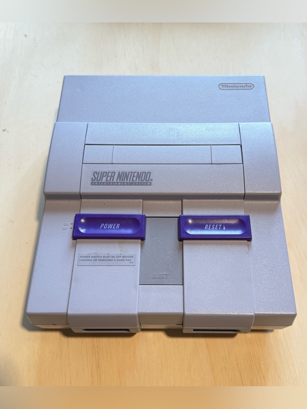 Super Nintendo NES Console ONLY“UNTESTED” No Cords Great Condition Read Info Blw